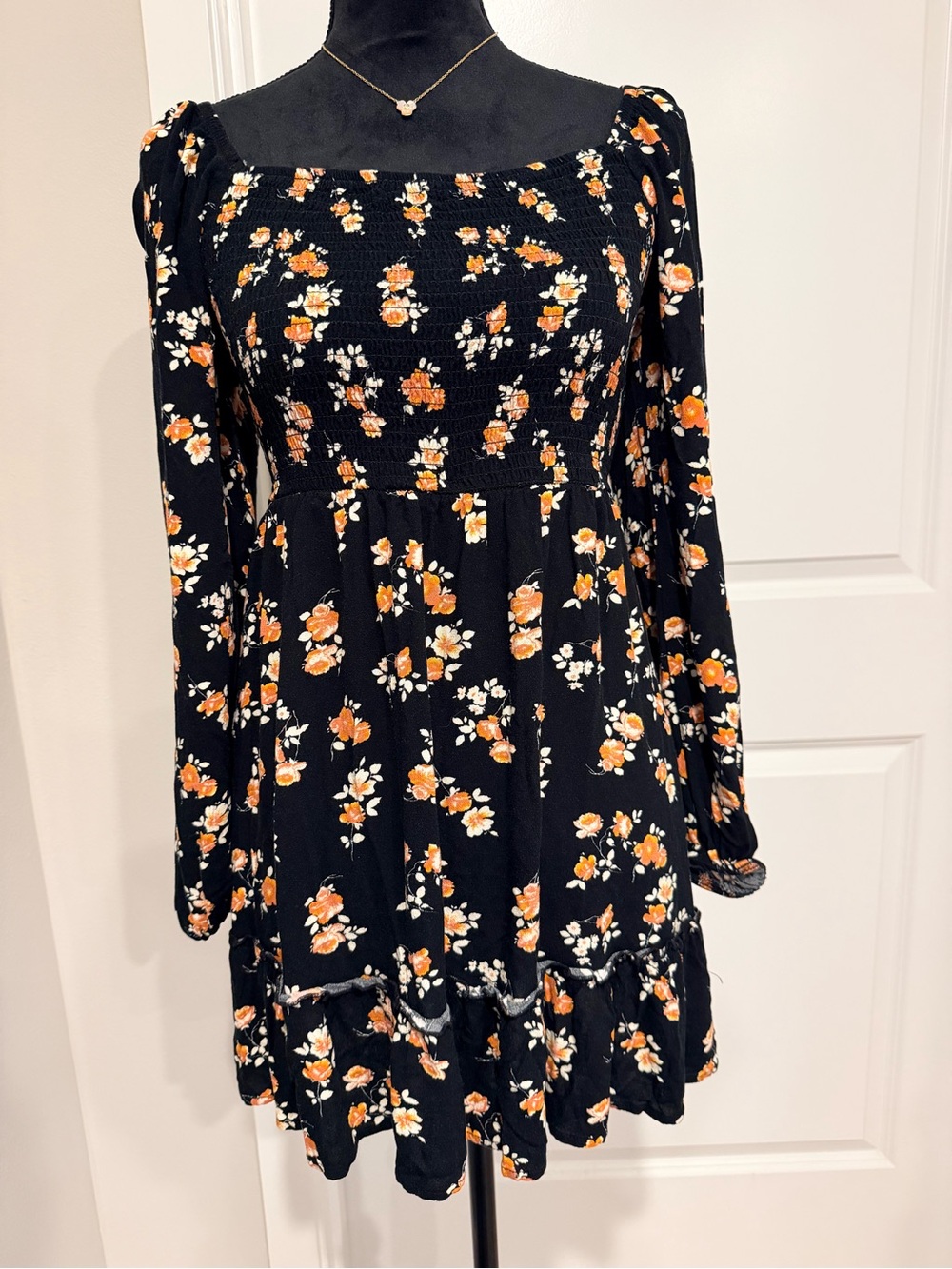 Xhilaration Black Long-Sleeve Floral Smocked Dress - Orange & White Flowers